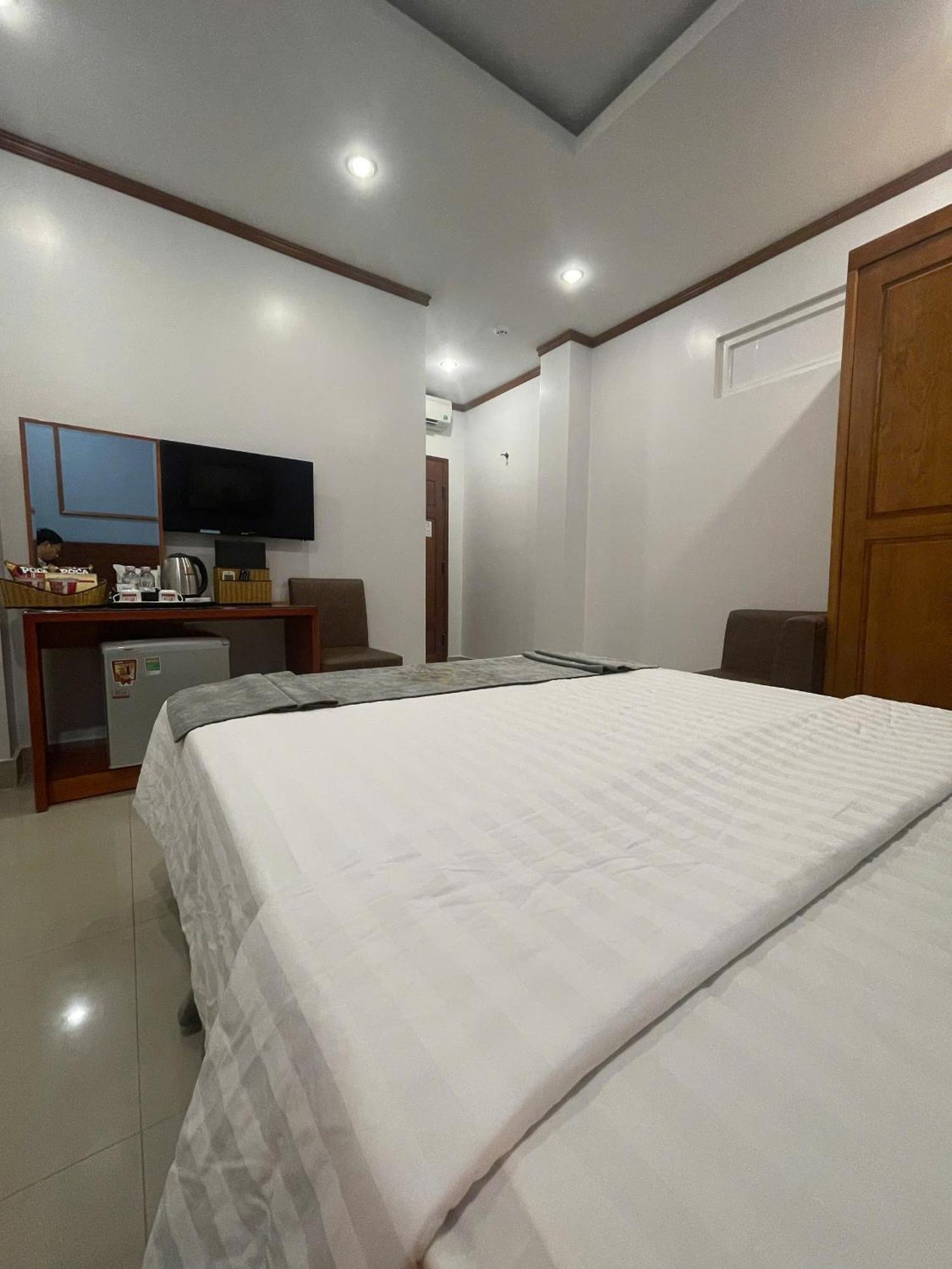 Lien Do Star Hotel Баолок Экстерьер фото